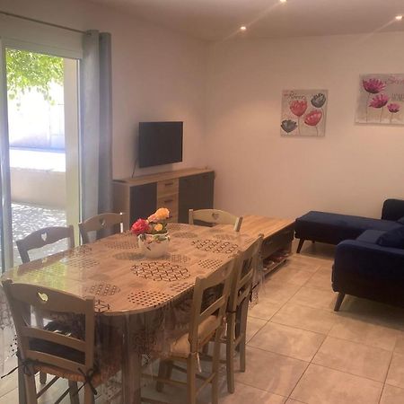Le Ribbou Villa ลีล-ซูร์-ลา-ซอร์ก ภายนอก รูปภาพ